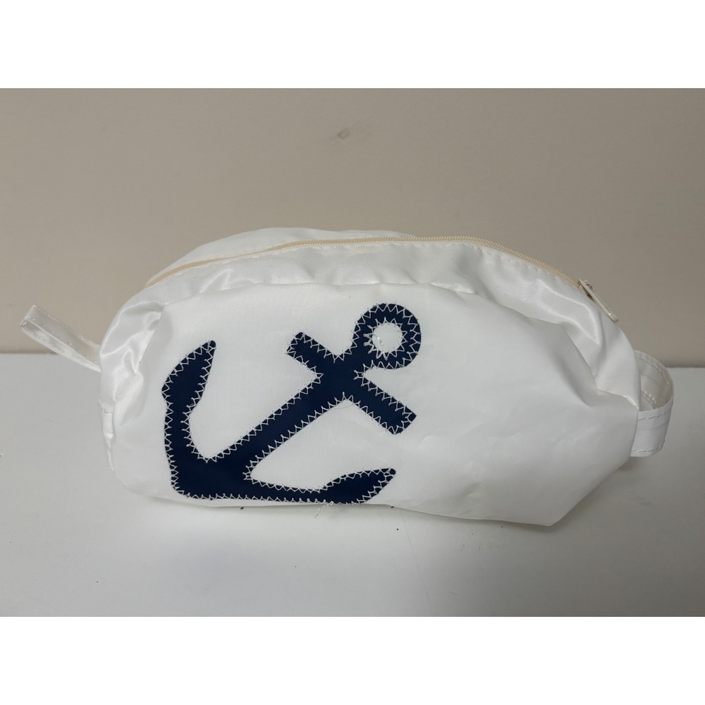 Sea Bags Maine Recycled Sailcloth Navy Anchor Dopp Kit Travel Pouch White